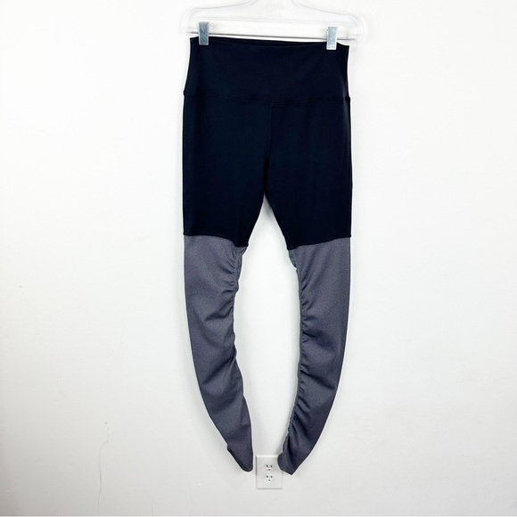 Alo Yoga Goddess Leggings Black Gray - Picture 2 of 10